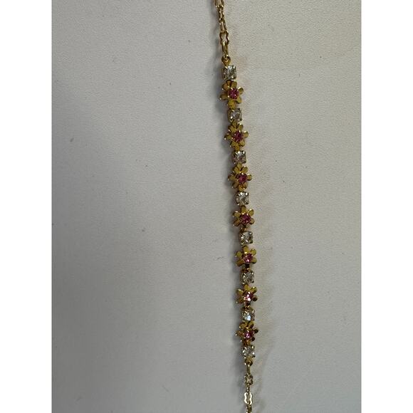 Gold toned floral anklet.  9” + 1” ext - Picture 4 of 8